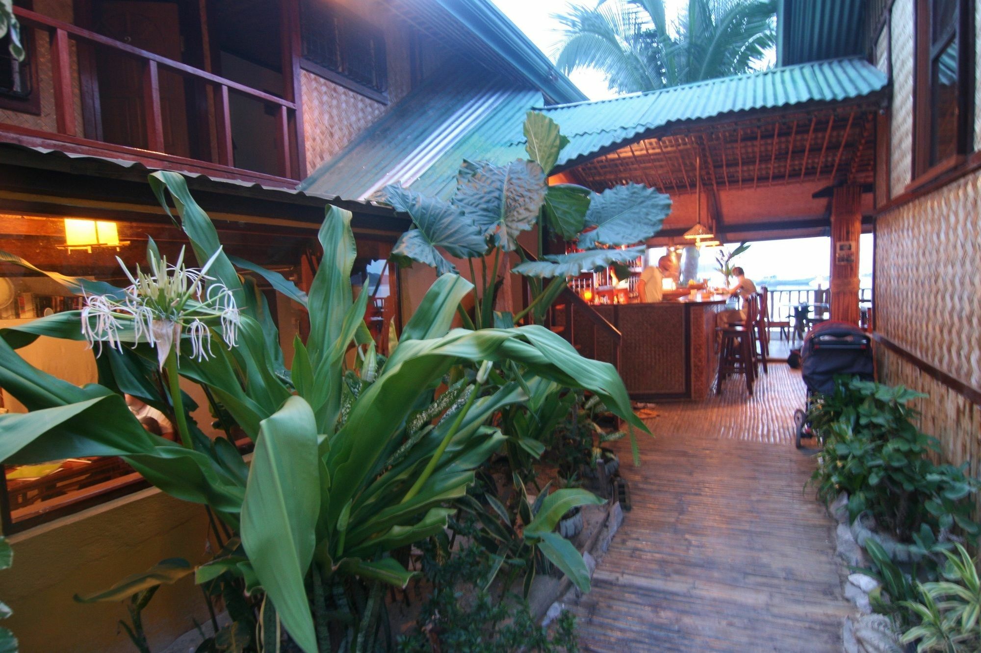 Hotel La Salangane El Nido à Langi-langiban Extérieur photo
